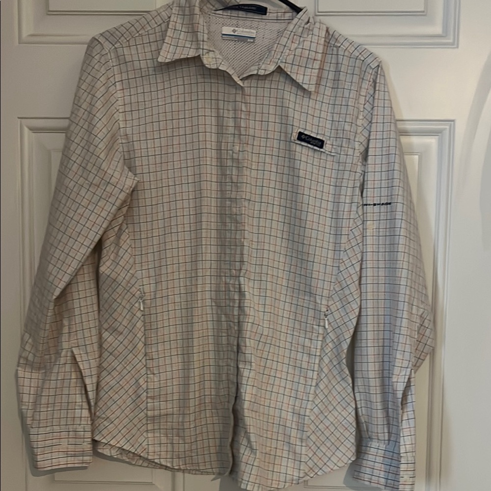 Columbia Women’s plaid shirt